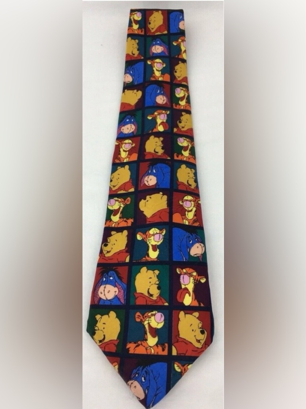 Disney Winnie The Pooh Tie Necktie Pooh
Tigger Eeyore 60"× 4"